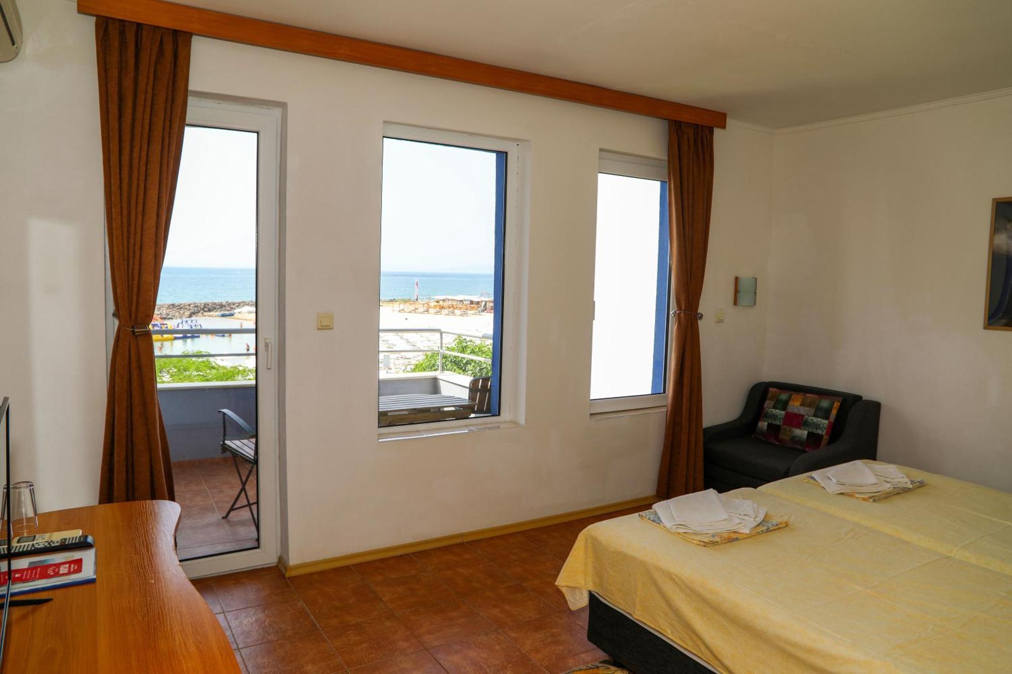Hotel Sofia Beach Nesebăr Exterior foto